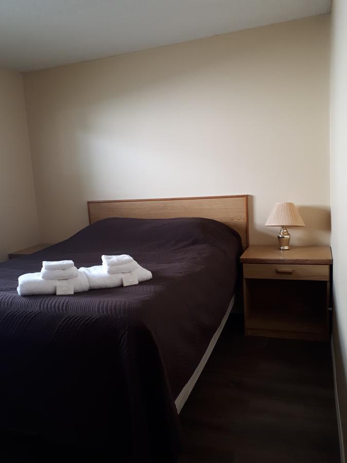 Travellers Rest Motel Salmon Arm Buitenkant foto